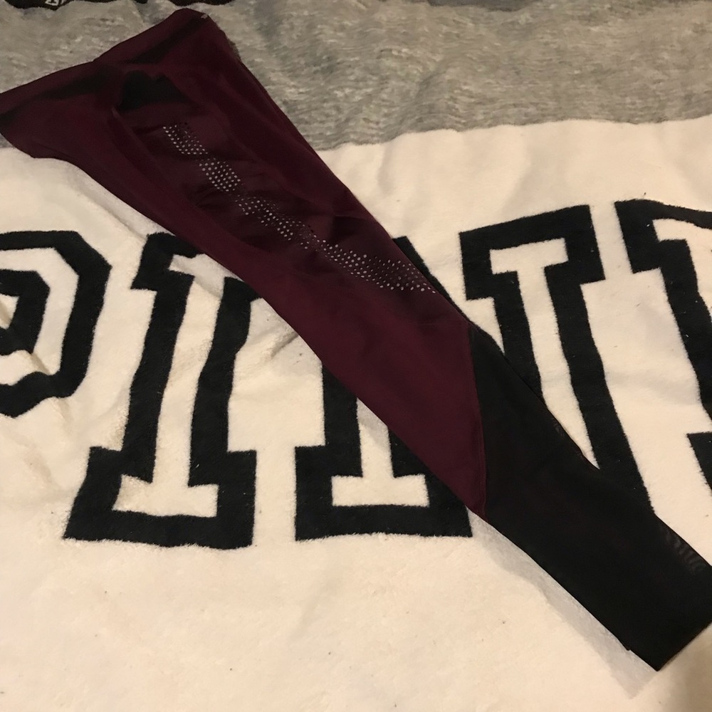 ULTIMATE MAROON LEGGING - Picture 6 of 8